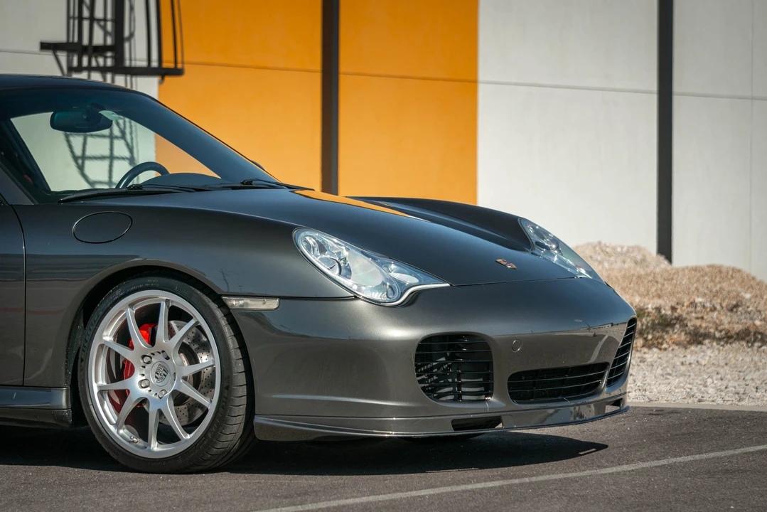 2003 Porsche 996 Turbo - Image 23 of 31