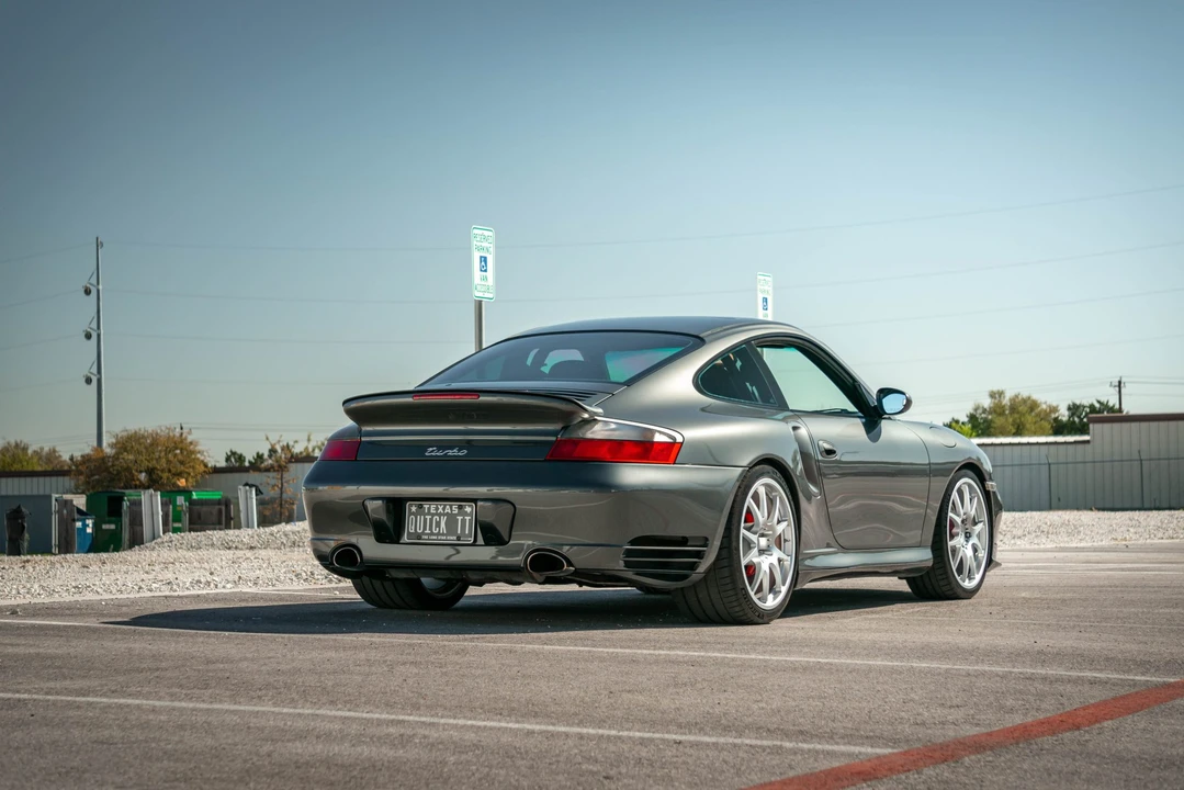 2003 Porsche 996 Turbo - Image 14 of 31