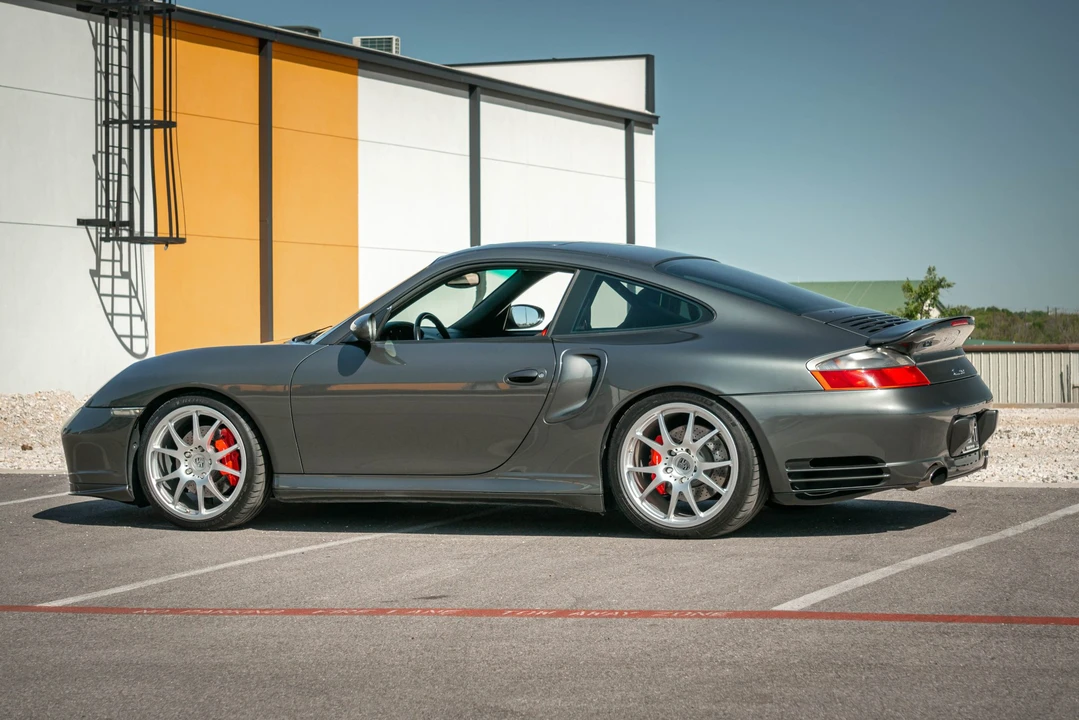 2003 Porsche 996 Turbo - Image 20 of 31