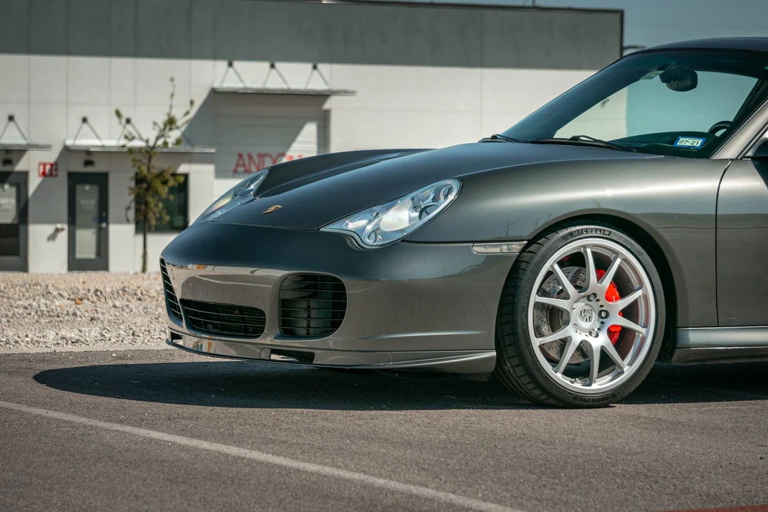 2003 Porsche 996 Turbo - Image 25 of 31