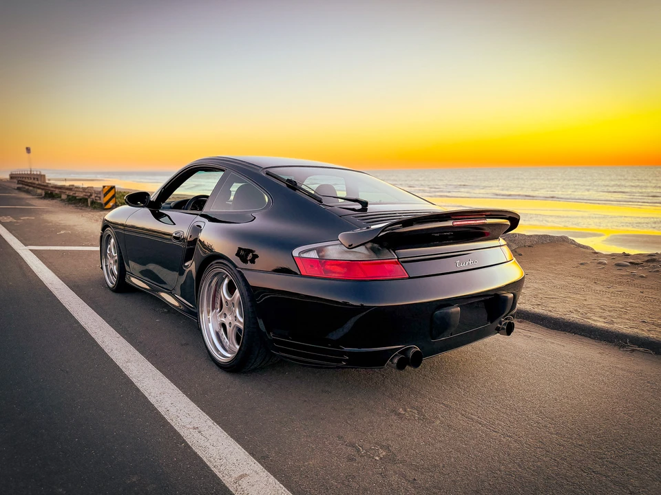 2003 Porsche 996 Turbo - Image 14 of 31