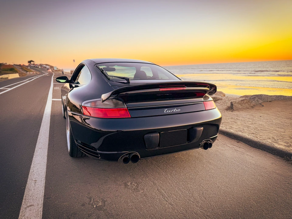 2003 Porsche 996 Turbo - Image 15 of 31