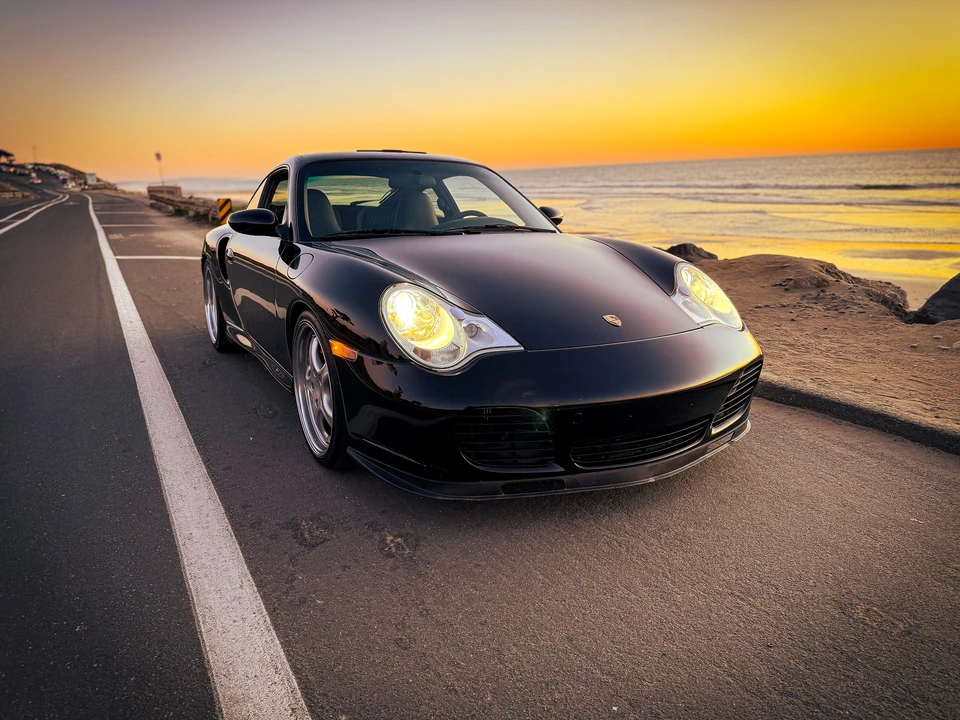 2003 Porsche 996 Turbo - Image 25 of 31