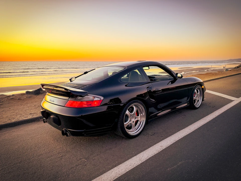 2003 Porsche 996 Turbo - Image 19 of 31