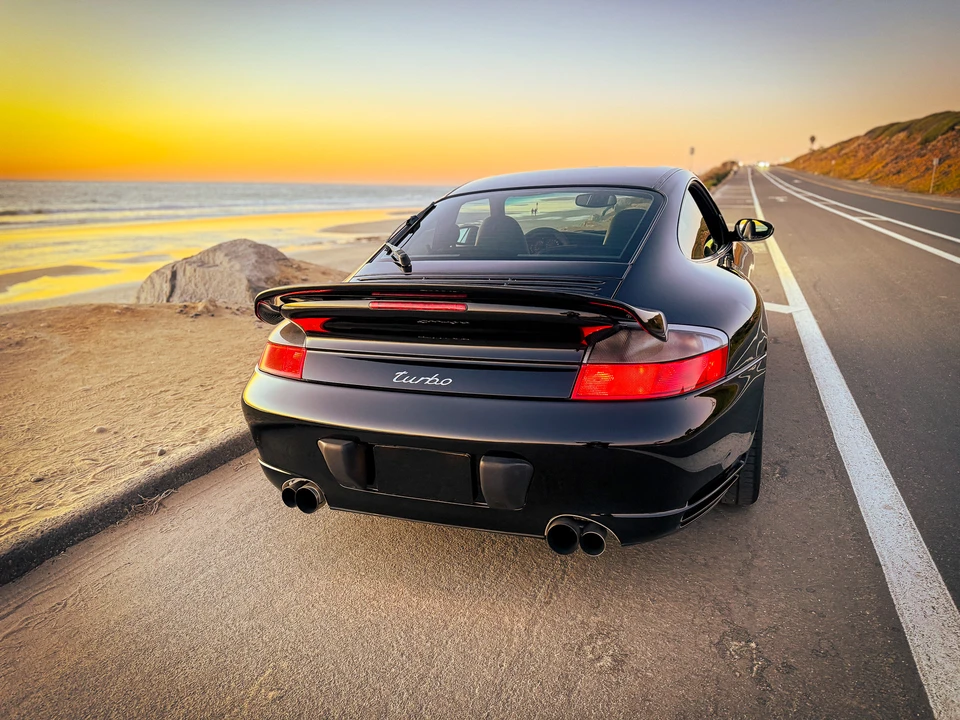 2003 Porsche 996 Turbo - Image 16 of 31
