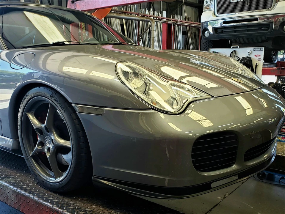 2003 Porsche 996 Turbo - Image 14 of 31
