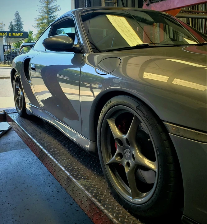 2003 Porsche 996 Turbo - Image 22 of 31