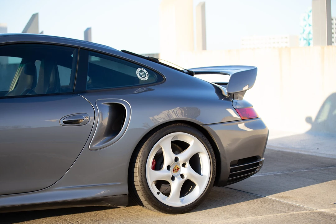2003 Porsche 996 Turbo - Image 30 of 31