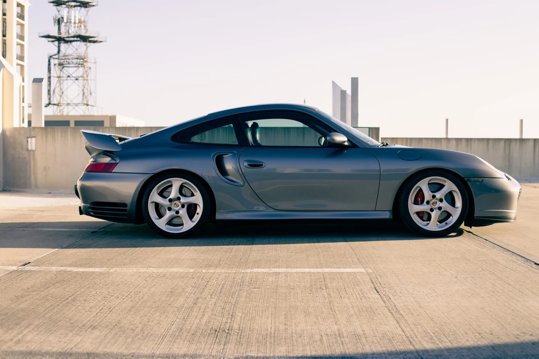 2003 Porsche 996 Turbo - Image 26 of 31
