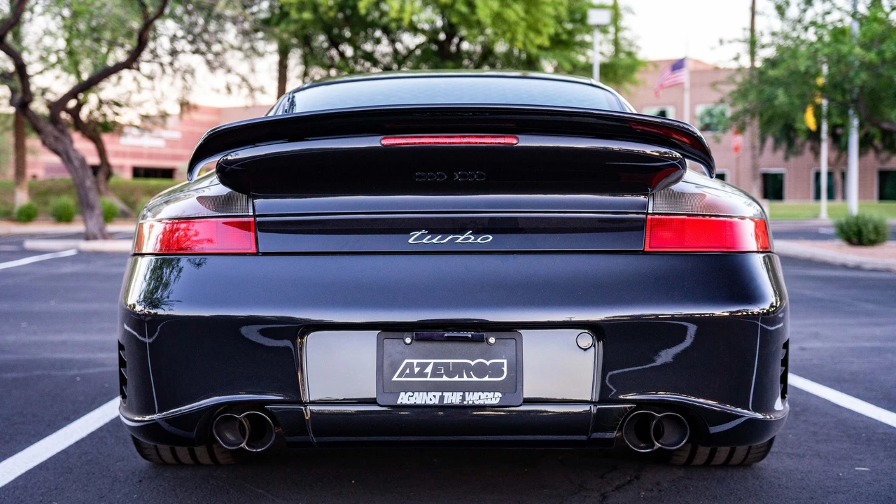 2003 Porsche 996 Turbo - Image 23 of 31