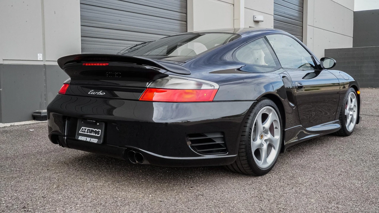 2003 Porsche 996 Turbo - Image 12 of 31