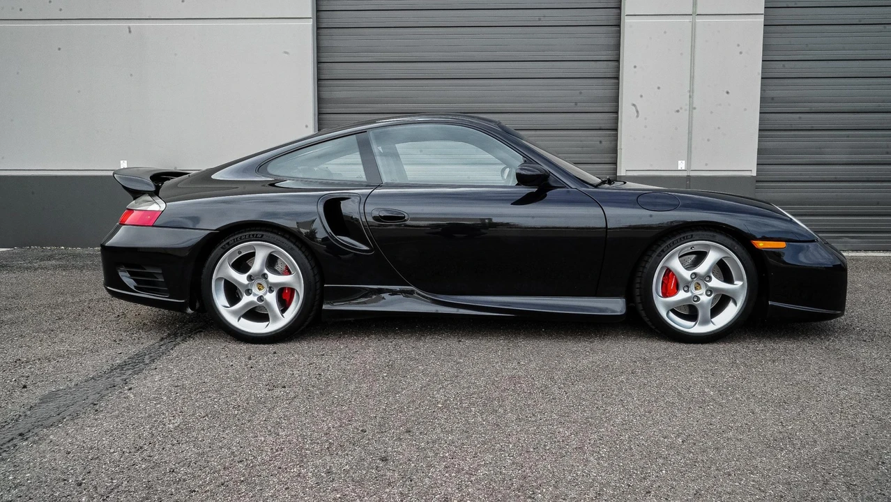 2003 Porsche 996 Turbo - Image 14 of 31