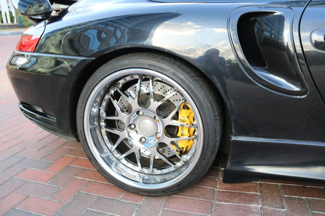 2003 Porsche 996 Turbo - Image 23 of 31