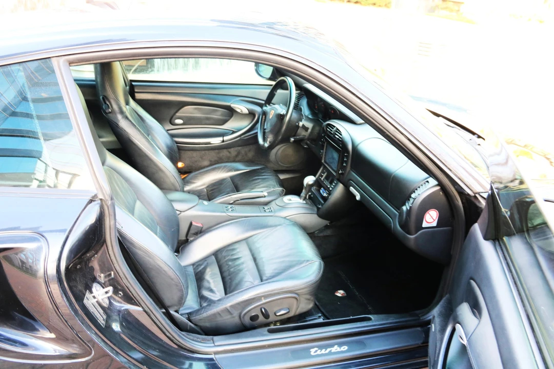 2003 Porsche 996 Turbo - Image 29 of 31