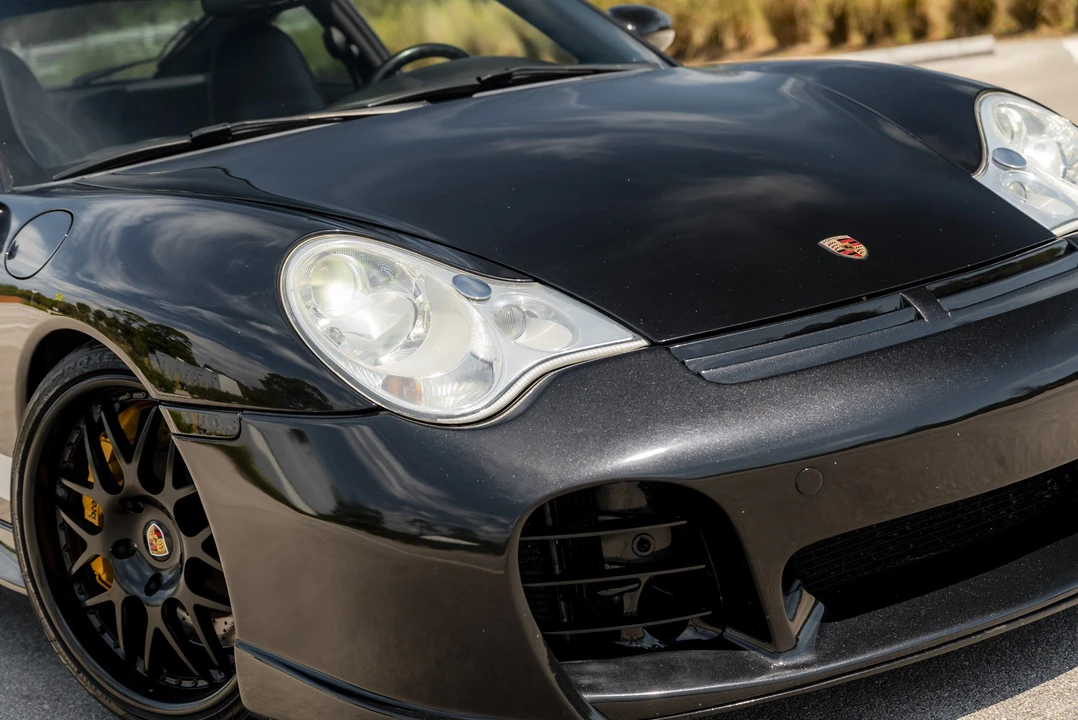 2003 Porsche 996 Turbo - Image 18 of 31