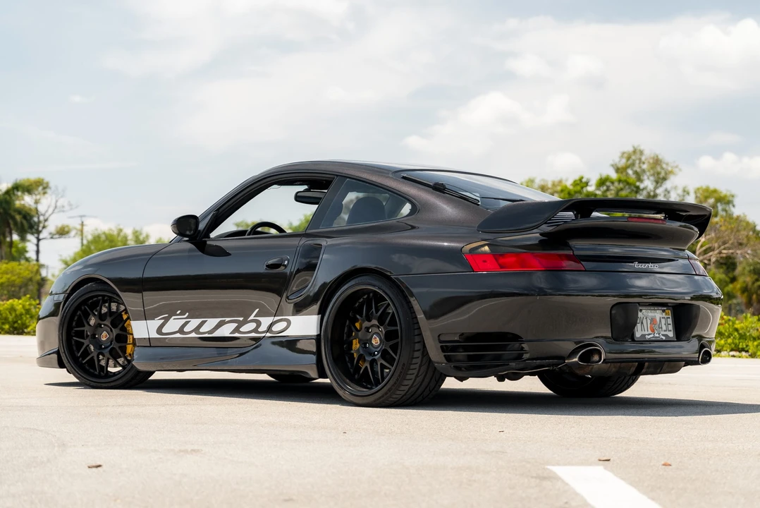 2003 Porsche 996 Turbo - Image 8 of 31