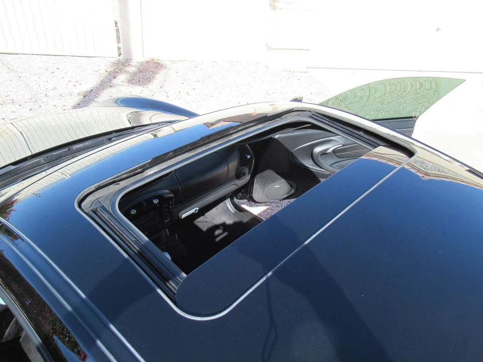 2003 Porsche 996 Turbo - Image 27 of 31