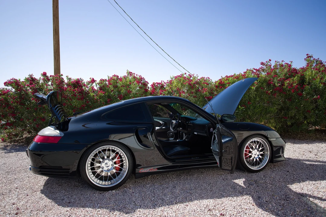 2003 Porsche 996 Turbo - Image 18 of 31