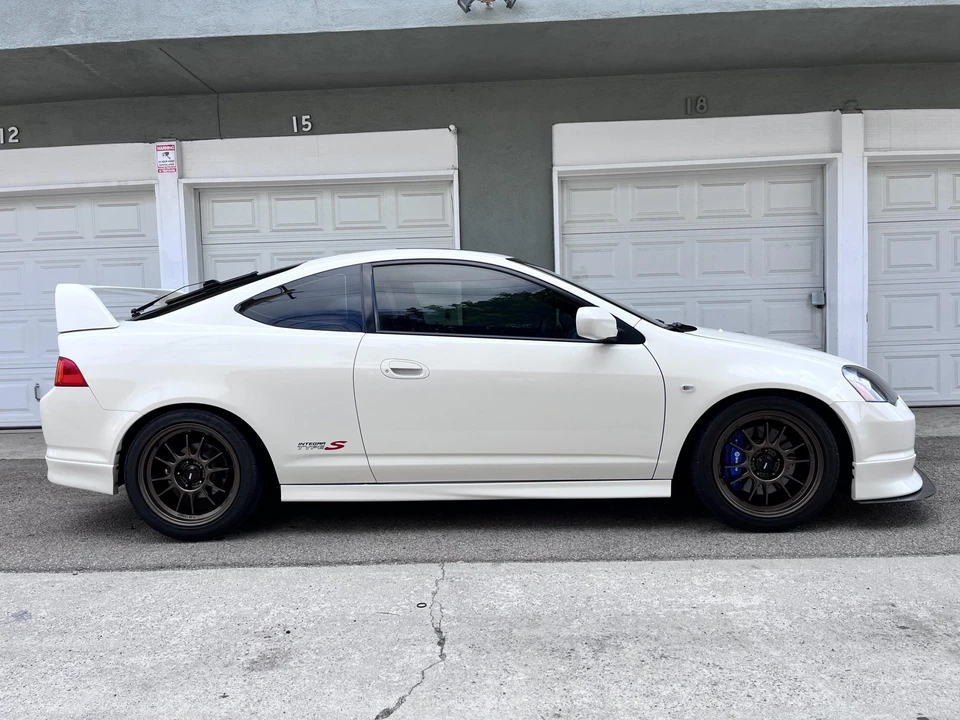 2004 Acura Integra 4th Gen - Image 10 of 31
