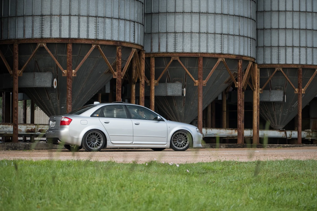 2004 Audi B6 S4 - Image 8 of 31