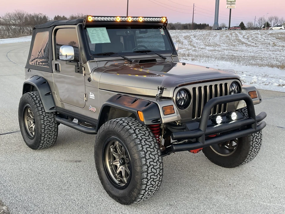 2004 Jeep TJ Wrangler - Image 27 of 31