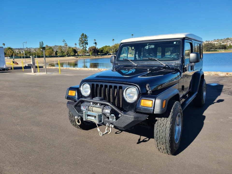 2004 Jeep TJ Wrangler - Image 2 of 31