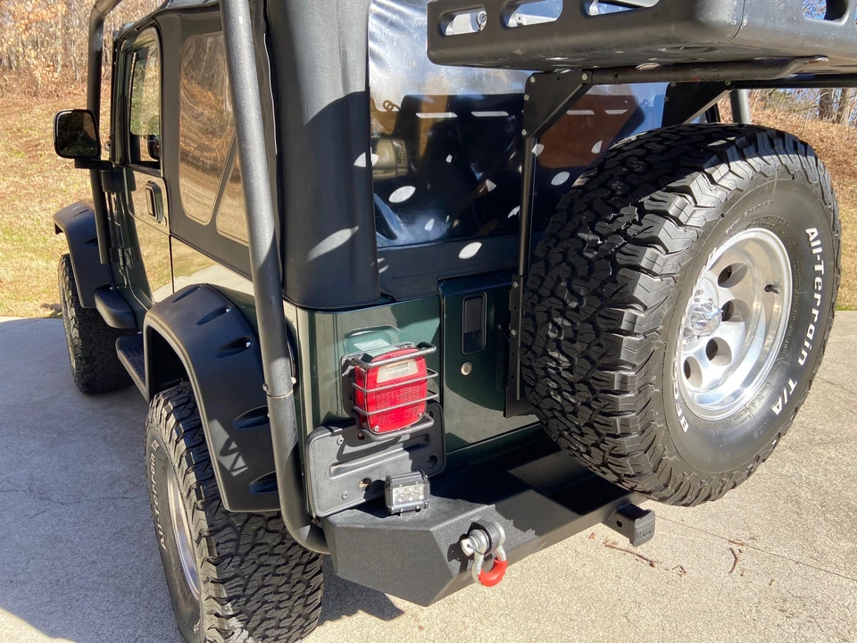 2004 Jeep TJ Wrangler - Image 18 of 31
