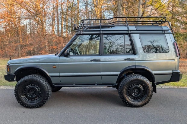 2004 Land Rover Discovery 2nd Gen - Image 3 of 8