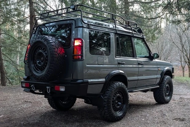 2004 Land Rover Discovery 2nd Gen - Image 2 of 8