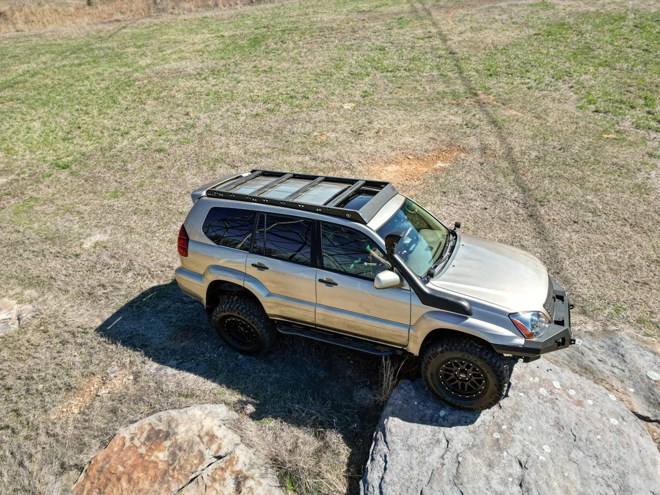 2004 Lexus GX 1st Gen - Image 18 of 31