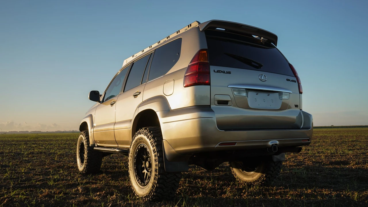 2004 Lexus GX 1st Gen - Image 30 of 31