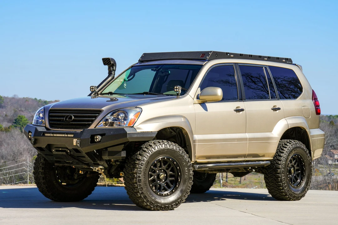 2004 Lexus GX 1st Gen - Image 3 of 31