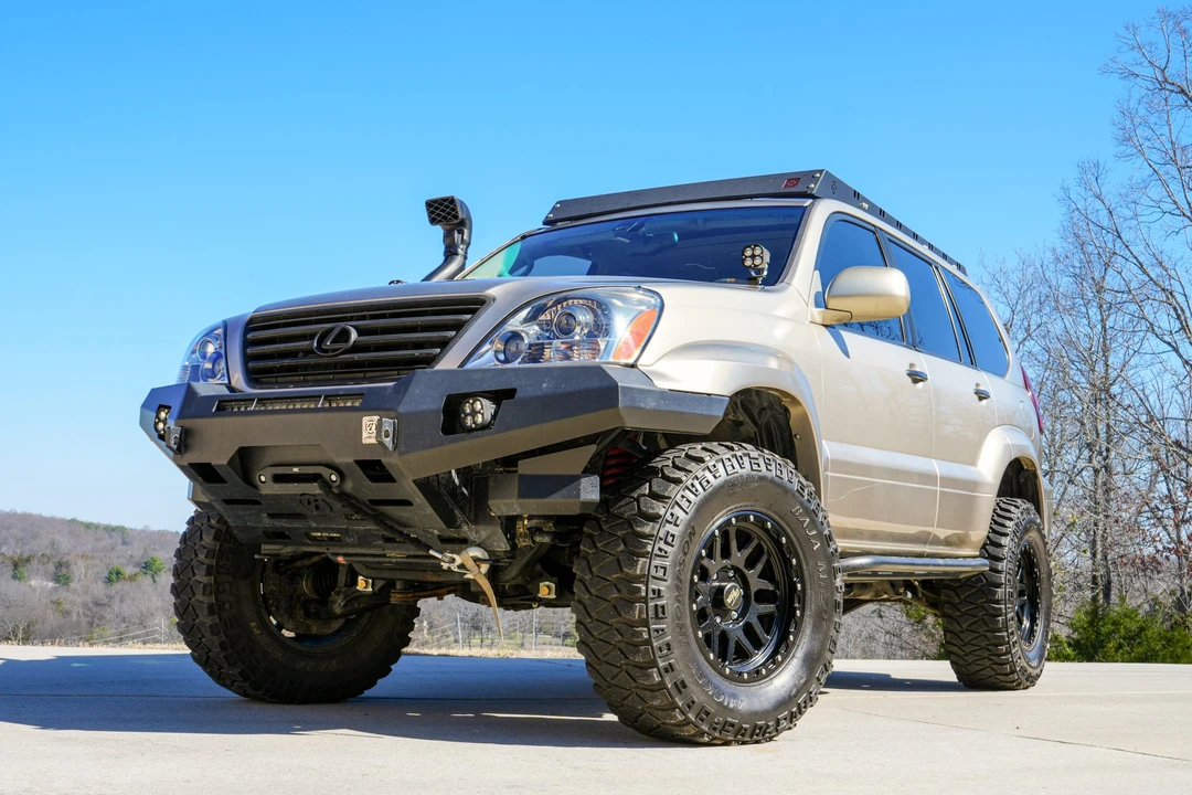 2004 Lexus GX 1st Gen - Image 4 of 31