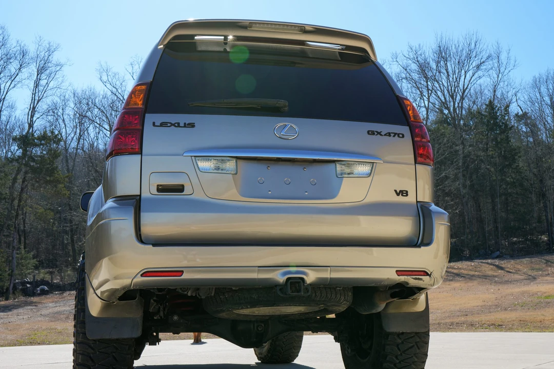2004 Lexus GX 1st Gen - Image 15 of 31