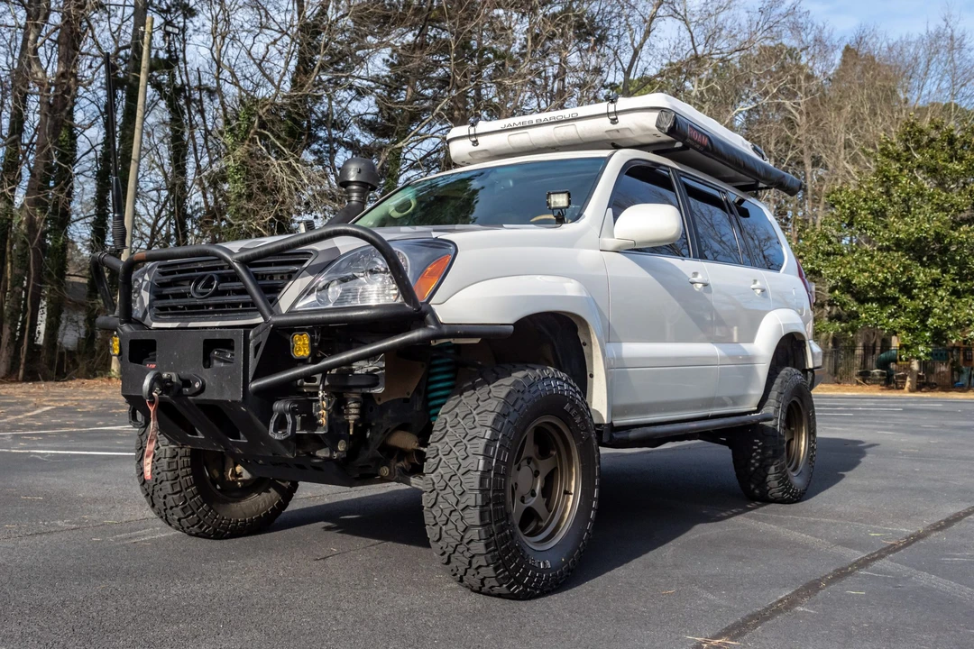 2004 Lexus GX 1st Gen - Image 12 of 31