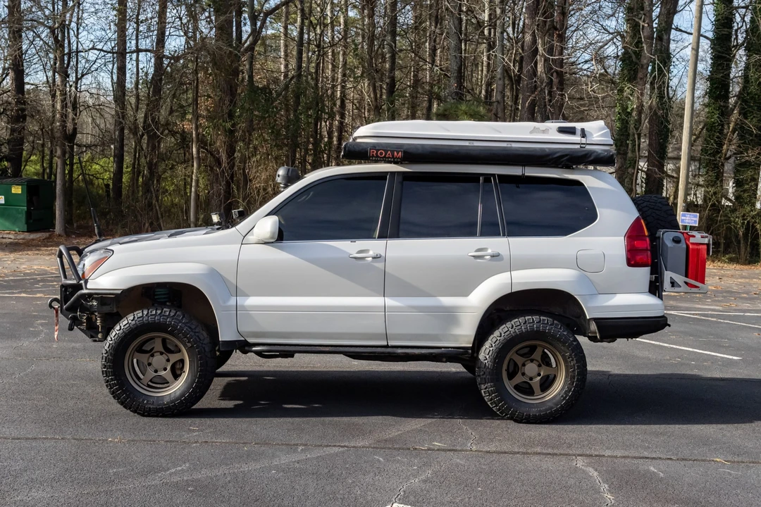 2004 Lexus GX 1st Gen - Image 8 of 31