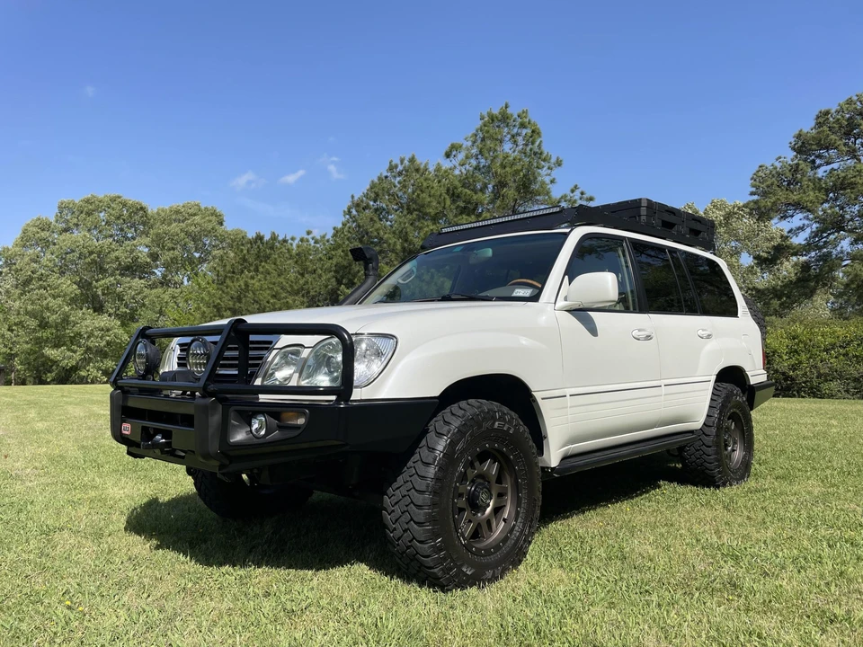 2004 Lexus LX 2nd Gen - Image 2 of 31