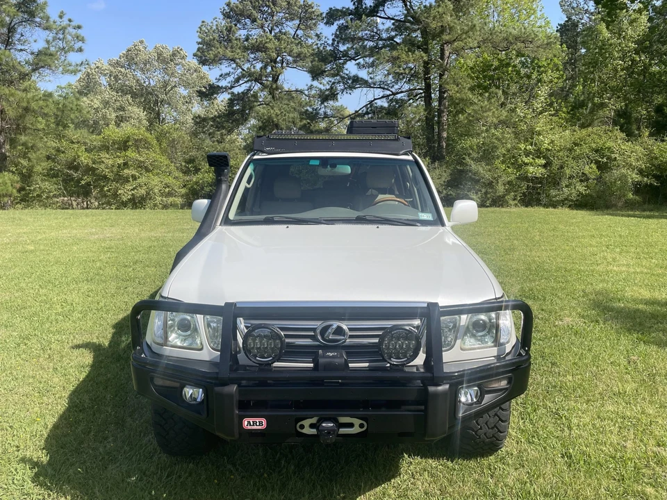 2004 Lexus LX 2nd Gen - Image 11 of 31