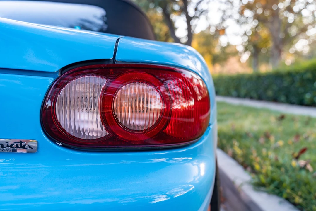 2004 Mazda NB MX-5 Miata - Image 14 of 31