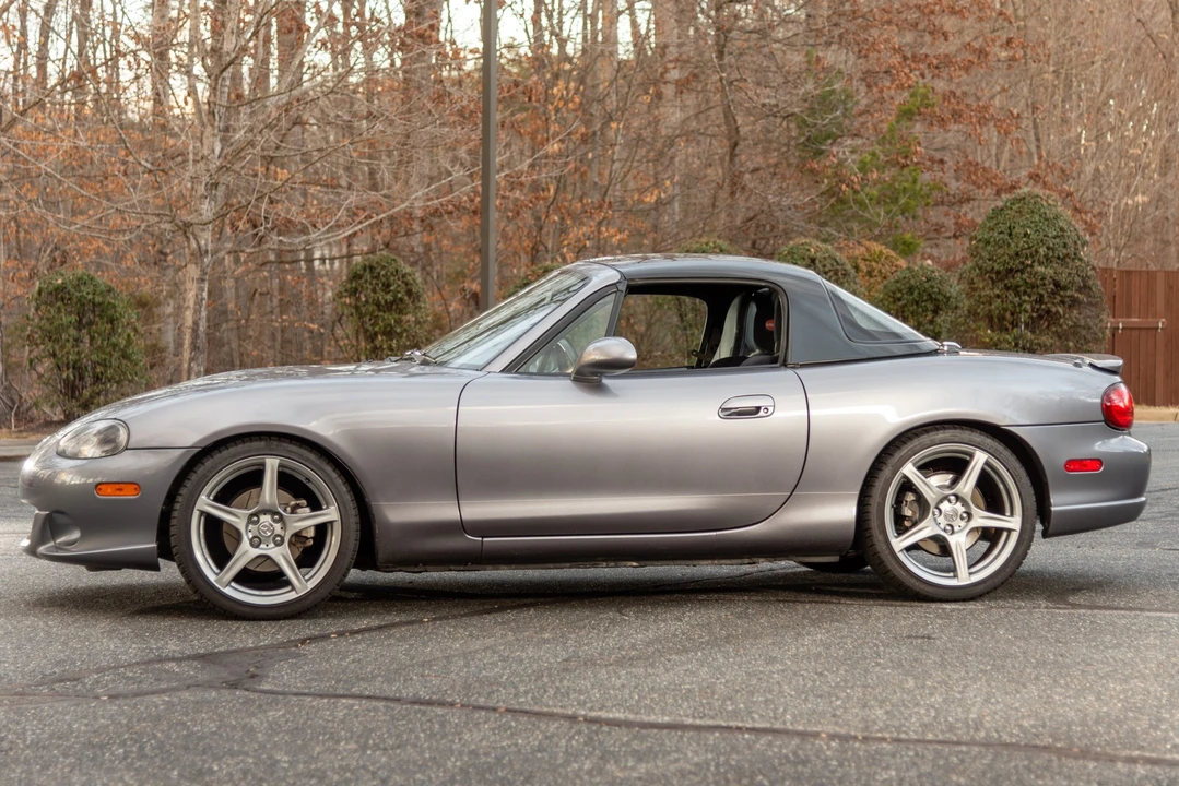 2004 Mazda NB Mazdaspeed MX-5 Miata - Image 9 of 31
