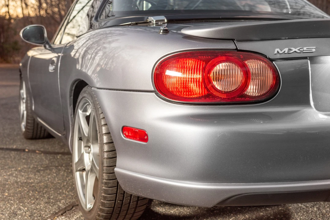 2004 Mazda NB Mazdaspeed MX-5 Miata - Image 19 of 31