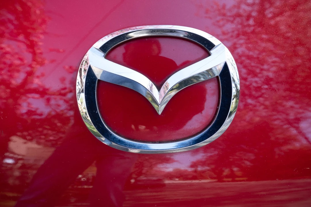 2004 Mazda RX-8 1st Gen - Image 24 of 31