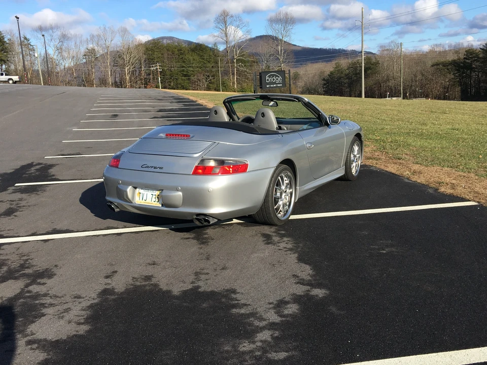 2004 Porsche 996 Carrera - Image 24 of 31