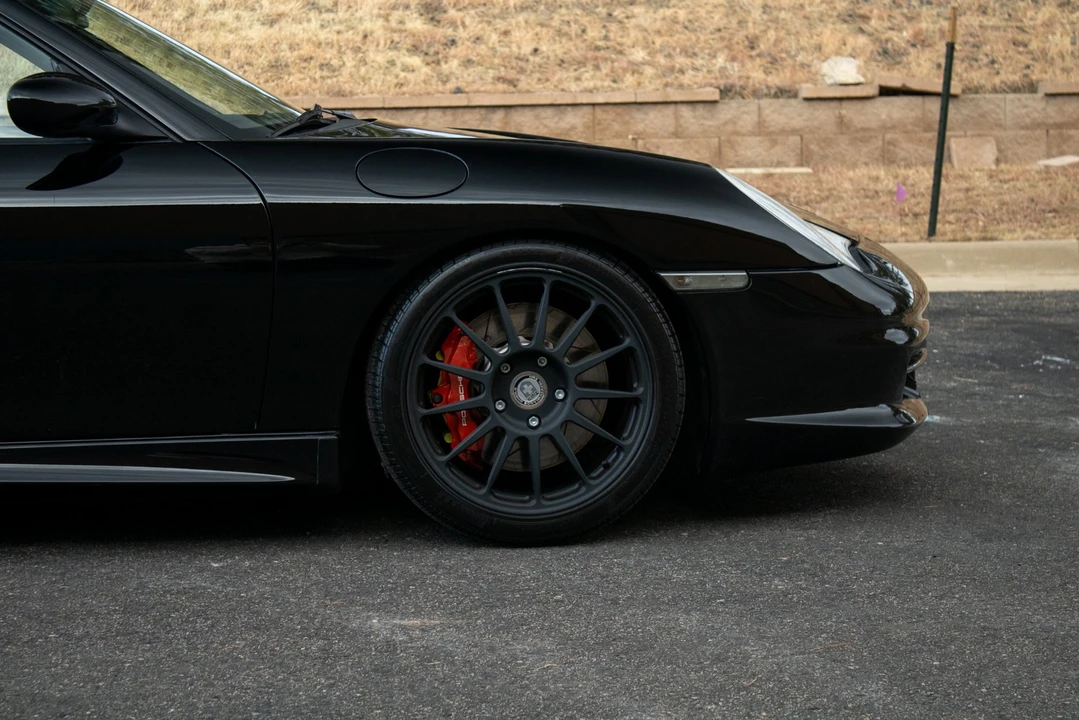 2004 Porsche 996 GT3 - Image 24 of 31