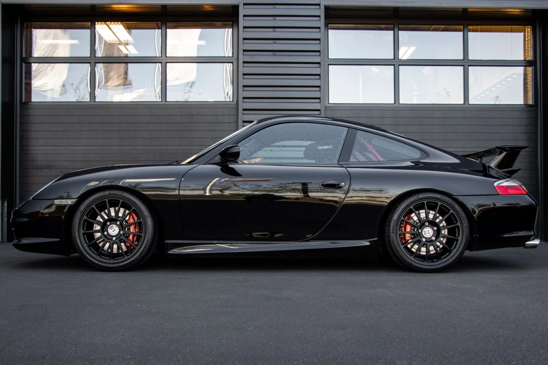 2004 Porsche 996 GT3 - Image 29 of 31