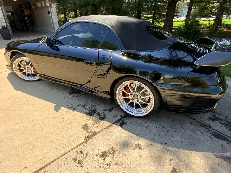 2004 Porsche 996 Turbo - Image 23 of 31