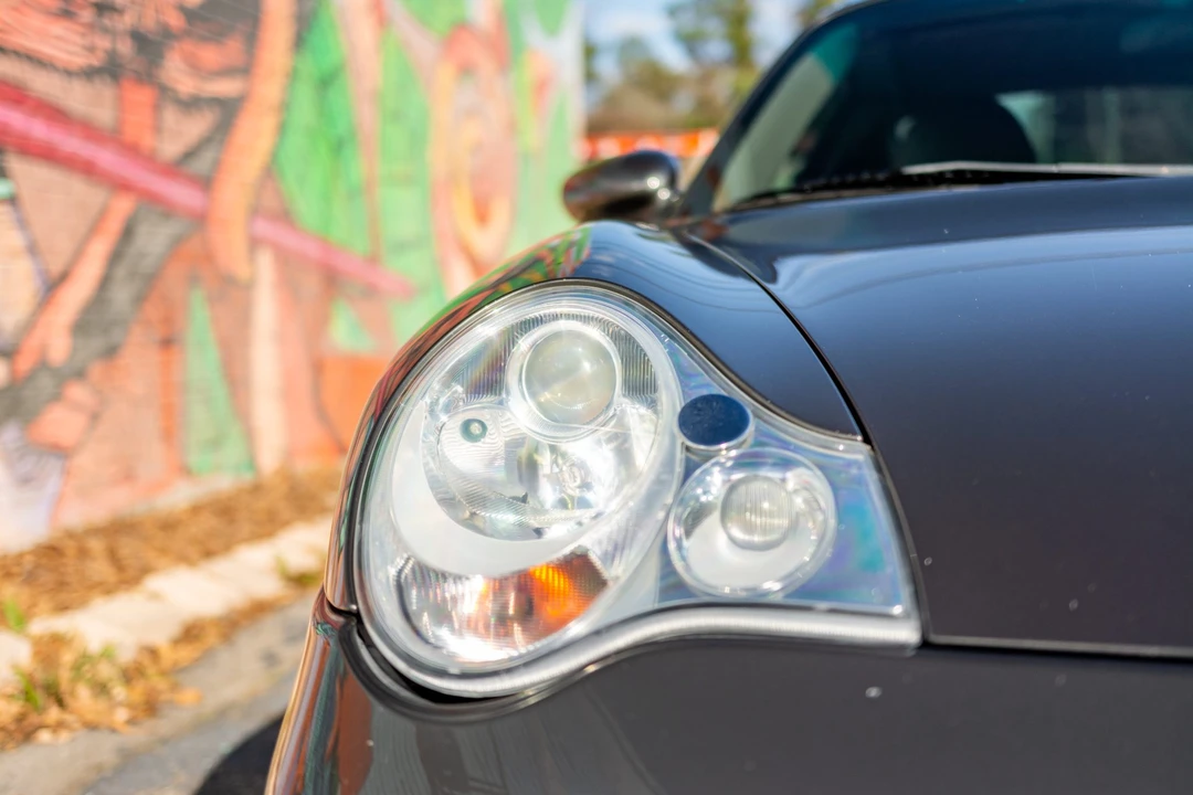 2004 Porsche 996 Turbo - Image 22 of 31