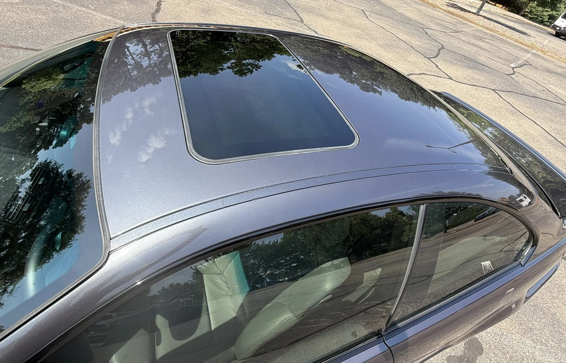 2005 BMW E46 330i & 330Ci - Image 16 of 31