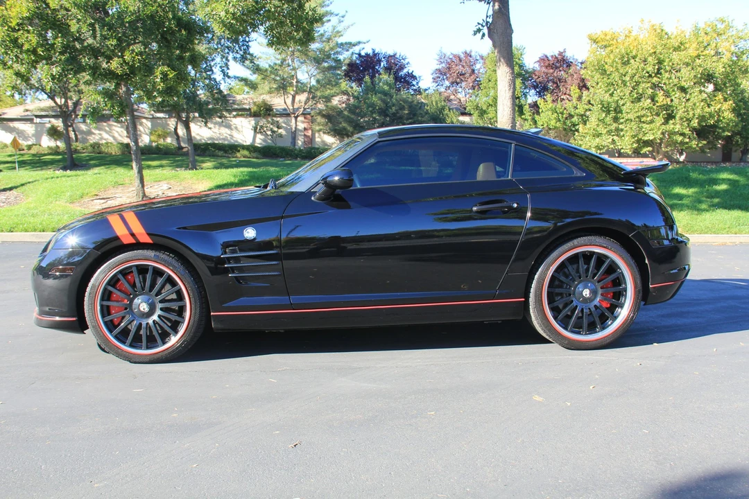 2005 Chrysler Crossfire - Image 2 of 31