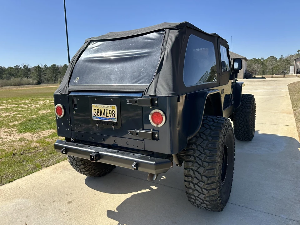 2005 Jeep TJ Wrangler - Image 16 of 31
